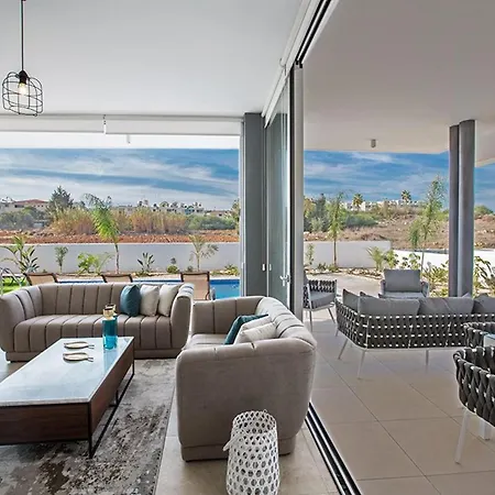 Olive Thalassa, Brand New, Luxury 3bdr With Private Pool *