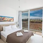 Olive Thalassa, Brand New, Luxury 3bdr With Private Pool Villa *