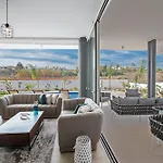 Olive Thalassa, Brand New, Luxury 3bdr With Private Pool *