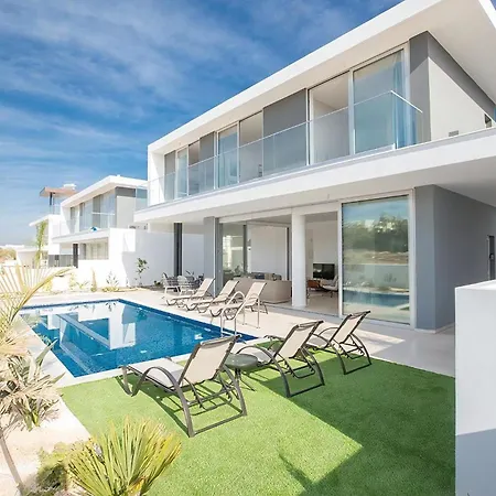 Villa Nia Aq Ol20 *