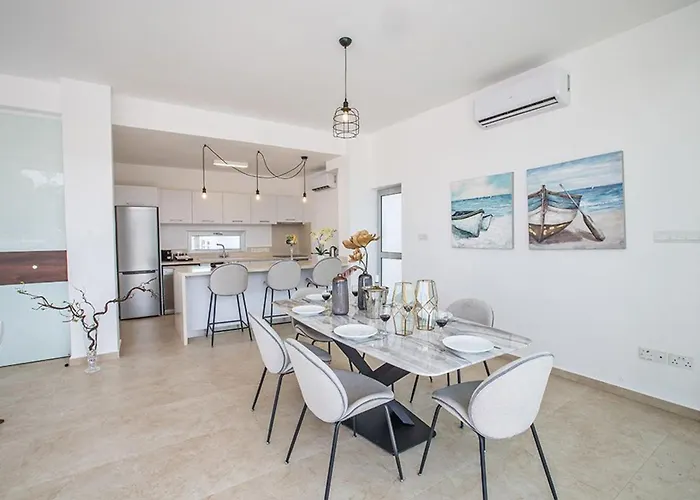 Olive Thalassa, Brand New, Luxury 3bdr With Private Pool 프로타라스